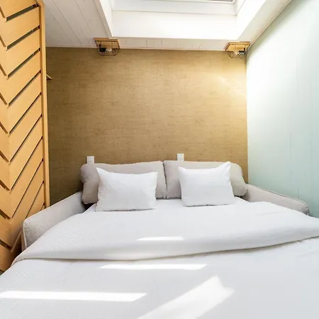 Stylish Hideaway With Sauna Dom wakacyjny