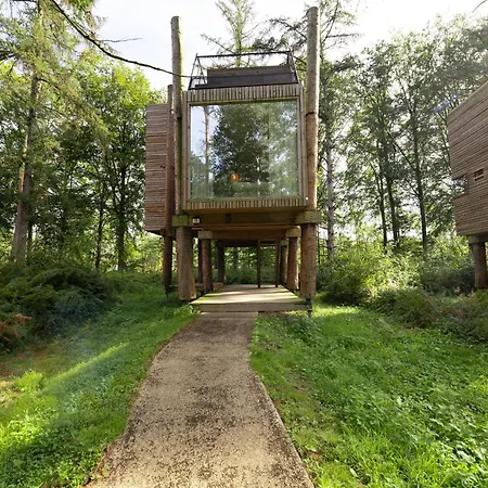 Dom wakacyjny Stylish Hideaway With Sauna Antoing