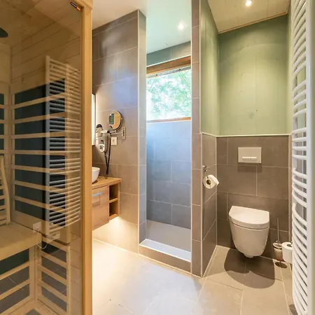 Stylish Hideaway With Sauna Dom wakacyjny